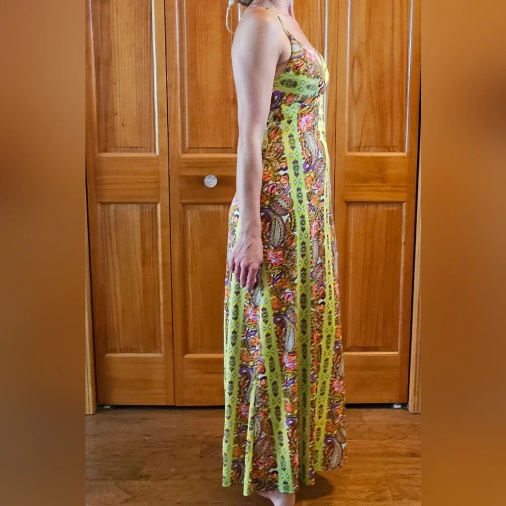 Floral Maxi Dress - Multicolor - Picture 2 of 6